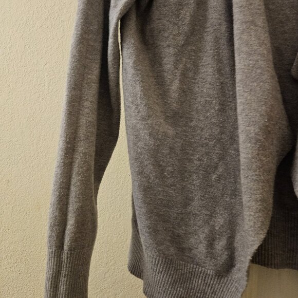 Aaeda boho cute grey cardigan sweater floral Lightweight Grannycore  Fun Soft M - Picture 6 of 11